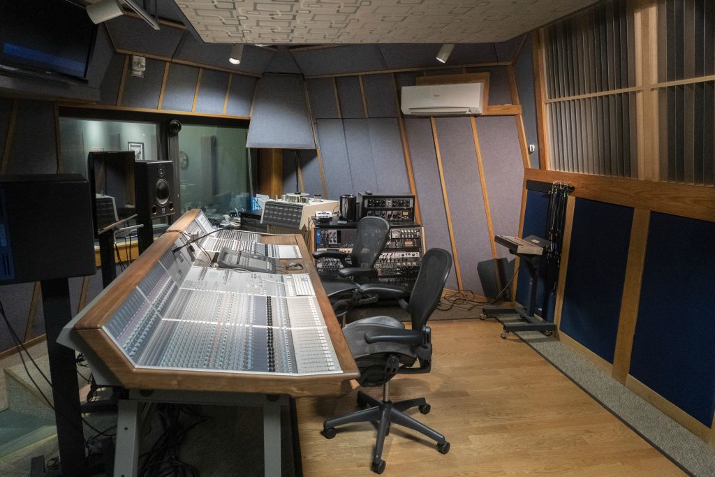 Music students gain hands-on experience starting their first year